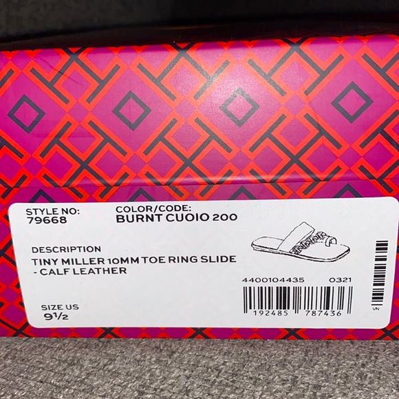 Tory Burch Shoes - Barely worn Torn Burch toe ring sandal